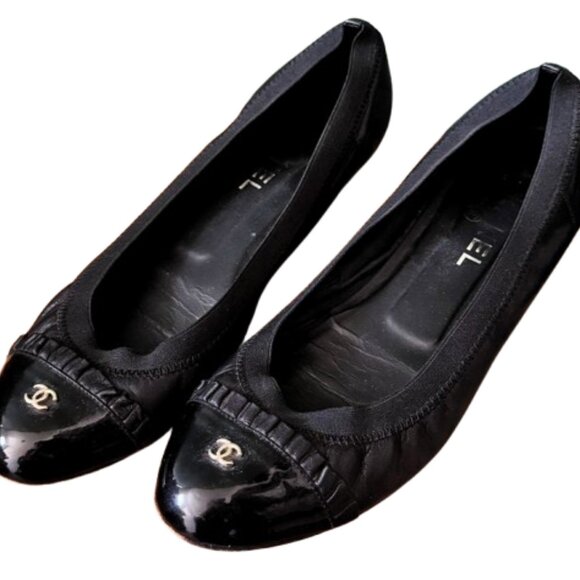 Chanel Black Patent Cap Toe Ballet Flats Size 36 (US 6) Classic CC Logo - Picture 3 of 6